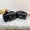 Bolsas de cosméticos negras para mujer, bolsa de maquillaje de moda, artículos de tocador de diseñador, bolsa de viaje, monederos para mujer, estuche de maquillaje de regalo, organizador de 281g