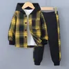 Kleidung Sets 2023 Jungen Langarm Herbst Casual Checker Kontrast Hoodie Set Hemd Anzug Alte Sommer Mode Kausal Plaid Kinder 230914