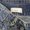 Ausgestellte Jeans für Damen, Metall-Buchstaben-Abzeichen, Denim-Hosen, modische Hosen, Streetwear