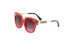 Lunettes de soleil de mode Mu Femmes Lunettes de soleil Personnalité Miroir Jambe Métal Grande Lettre Design Multicolore Marque Lunettes Factory Outlet Promotionnel Spécial 252