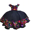 2022 Cute Black Mini Quinceanera Pageant Dresses Vinatge Embroidered Off Shoulder Satin Ball Gown Puffy LIttle Girls Special Occas204w