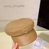 مصممة Casquette Women Peaked Cap Triangle Women Women Men Hat Hat عالية الجودة قبعات Womans Bucket Baseball Caps {الفئة}