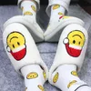 Slippers worden geleverd met sok winter nieuwe kaii cartoon dames huis bont slipkamer slaapkamer kerstman patroon huis pluizige slippers dia babiq05