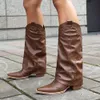 Stiefel YJXKJY Ly angekommen Europäische und amerikanische Damen Sexy spitze dicke Absätze HerbstWinter Nieten Western Große Größen 230915