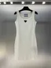 기본 캐주얼 드레스 2023 스프링 새로운 유럽 및 미국 스타일 패션 고급 깨끗한 삼각형 표준 양복 조끼 드레스 감각 L230916