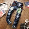 Marke Jeans Männer blaue Denim-Hose gerade Hosen koreanische Mode lässig 3D-Drachen-Stickerei homme zerrissene Jeans plus Größe 29-38250N