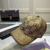 Luxury Designer Cap Brand Brown Hat Letter Logo Allover Print and Embroidery Cotton Fisherman مع قبعة كرة العلامة التجارية الخاصة بها الخاصة بها