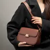 أكياس الكتف عالية الإحساس متخصصة تصميم الإبط حقيبة جلدية للنساء الخريف الجديد والفاصوليا فول الفاصوليا