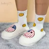 Pantoufles viennent avec chaussette Kaii dessin animé hiver nouvelles pantoufles de fourrure avec chaussettes chambre drapeau modèle maison femmes pantoufles moelleuses diapositives babiq05