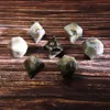 Labradorite naturale Poliedrico Pietre preziose sciolte Dadi 7 pezzi Set Dungeons Dragons Set di dadi di pietra DND Giochi di ruolo Ornamenti Merci spot All'ingrosso Accetta personalizzato