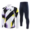 23/24 /25 Real Madrid Soccer Trackuit Boys Boys Football Trackuit Kit Bellingham Vini Jr.Kit di calcio uomini e bambini Chandal Real Madrid FOOTTO DI SPETTRO