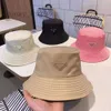 Дизайнерская мужская женская панама Casquette Bob Шляпы с широкими полями Солнцезащитная шапка-бини Бейсбольная кепка Snapbacks Платье для рыбалки на открытом воздухе Шапочки AAA хорошо {категория}