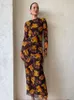 Grundläggande avslappnade klänningar Julissa Mo Fall Elegant Mesh Sheer Print Oneck Longsleeve Women Midi Dress Femme Chic Side Slim Pullover Robe 230915
