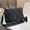 Männer Tasche Designer Dreieck Herren Umhängetasche Große Kapazität Business Flip Aktentasche Schwarz Canvas Umhängetaschen Casual Vielseitig