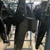 Voorwielophanging links gebroken aluminium steun Vrachtwagenonderdelen metalen onderdelen Steun maatwerk machinale bewerking van gietstaal