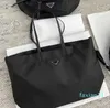 Carta preto saco de compras triângulo totes saco de náilon feminino designer saco senhoras moda alta capacidade bolsas carteira