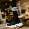女の子の冬の靴下ブーツファッションニット弾性ブーツデザイナーブラックブラウンニットショートブーツ女性靴サイズEur26-37