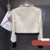Giacca da donna polo con risvolto di alta qualità di design caldo di vendita Giacca cardigan a maniche lunghe lavorata a maglia con bottoni in metallo con lettera ricamata sul petto