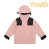 Designer Mens Veste technique Printemps Automne Windrunner Tee Mode Sports à capuche Coupe-vent Casual Zipper Vestes d'extérieur Vêtements FA Youth