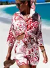 Survêtements pour femmes hirigin 2pcs styles de plage satin ensemble mode paysage motif chemises et shorts d'été ensembles décontractés 230915