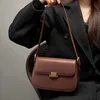 أكياس الكتف عالية الإحساس متخصصة تصميم الإبط حقيبة جلدية للنساء الخريف الجديد والفاصوليا فول الفاصوليا