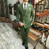 Klassisk dubbelbröst olivgrön brudgum Tuxedos Peak Lapel Men Suits 2 Pieces Wedding Prom Dinner Blazer Jacket Pants Tie W8932788