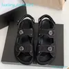 Designer Dad Sandal Daddy Slides Luxo 100% Real Couro Caviar Couro Tamanho 35-42 Mulheres Acolchoadas Sapatos Verão Primavera Denim Interlocking Logo Grandad Sandálias Com Caixa