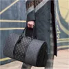 Designers fashion duffel bags luxury men female travel bags leather handbags large capacity holdall carry on luggage overnight weekender bag L001#