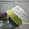 Summer Sunshade Designer Bucket Hat Par Outdoor Vacation Sports Två färgpanelbrev Broderi breda brädhattar {kategori}