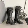 2023 Femmes Bottes Mode Nouveau Genou Boot Designer Marque De Luxe Haute Qualité Plat À Lacets Chaussures Fermeture À Glissière Ouverture Bottes De Moto Bouts Ronds Taille 35-40