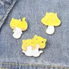 20 pcs / lot plantes série champignon modèle broches dessin animé chat alliage sac chapeau badge unisexe sac à dos vêtements peinture épinglette bijoux A327S