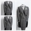 Свадебные смокинги с серой отделкой, 3 шт., мужские костюмы с фраком, приталенный крой, британский клетчатый смокинг на заказ, куртка, брюки, жилет326S