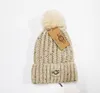 Stickad päls pom hatt modedesigner Skull Cap Letters Beanie Men and Women Unisex Cashmere Qualityaa69