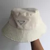 Kvinnors hink hatt designer mössa fiskare hattar mens hinkar mössor mode stingy brim casquette casual monterade sunhat andningsbara suns292s