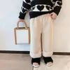 Hosen 2023 Winter kinder Koreanische Lose Lamm Fleece Warme Casual Hosen für Mädchen Verdickt Cord Breite Bein 230915