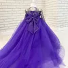 2021 LACE BEADED FLOWER GIRL DRESSS BALL GOWN SHEER NECK Långärmare Lilttle Kids Födelsedagstävling Wedding Gowns231G