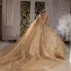 2021 Shinny Ball Gown Abito da sposa Champagne con spalle scoperte Lusso in rilievo di cristallo Arabia Saudita Dubai Abito da sposa Plus Size279z