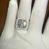 Modering Nieuwe stijl Dominante diamanten ring voor heren Volledige diamanten microsetring