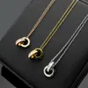 2022 Высококачественные роскошные ожерелья с подвесками из нержавеющей стали, двойное кольцо с бриллиантами, 3 цвета, простые ожерелья с любовью, классический стиль для женщин 2050