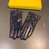 Перчатки Перчатки с пятью пальцами Женские перчатки Дизайнерские кожаные перчатки с пятью пальцами Мужские модные перчатки Плюшевые сенсорные экраны из овчины Роскошные руки