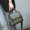 HBP Moda Orijinal Deri Kadın Çanta Crossbody Omuz Çantası Kadınların Yüksek Kapasitesi Gelişmiş Çanta 01