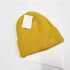 Erkekler Marka Beanies Örme Kadın Tasarımcıları Beanie Unisex Mektupları Açık Moda Sokak Spor Şapkası Sıcak Kış