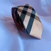 Cravatte da uomo Cravatte a righe con lettere Cravatte in seta Cravatte casual Cravatte con scatola