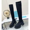 Nouvelles chaussettes côtelées à manchette Bottes hautes à talons bas Stretch Knit Biker en cuir noir sur les bottes au genou Chaussures de créateurs de luxe pour femmes Chaussures d'usine