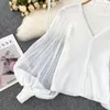 Blusas de Mujer Clothland, blusa elegante blanca y negra tejida con cuello en V, camisa de manga larga, prendas de punto, Tops informales para Mujer LA887