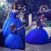 2019 Nya Askepott Flower Girls Dresses For Wedding Off Shoulder Beaded Blue Girls Pageant Dresses Ball Gowns186d