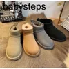 2023 Hot Austrália Australian Classic Botas Quentes Mulheres Mini Meia Bota de Neve EUA GS 585401 Inverno Full Fur Fofo Peludo Cetim Botas Botas Chinelos BOX23ss