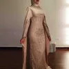 2021 Muzułmańskie Dubaj Sukienki wieczorowe Noś High Scyk Długie rękawy Bling Cequined Lace z Cape Sweep Train plus Arabii Ara317p