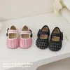Sneakers Autumn Kids Bow Shoes Barn Brand Princess Toddler Fashion Falts Baby Girls Läderklänning Mary Jane 230915