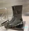 Designer-Luxus-Stiefeletten, Stiefeletten, Damenmode, Motorradstiefel, Schuhe mit klobigem Absatz, hochgeschnittener Sneaker aus Lammfell, gesteppte Ritterstiefel, Lederstiefel